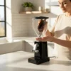 MOLINILLO DE CAFÉ ELÉCTRICO NEGRO -OTTEN -